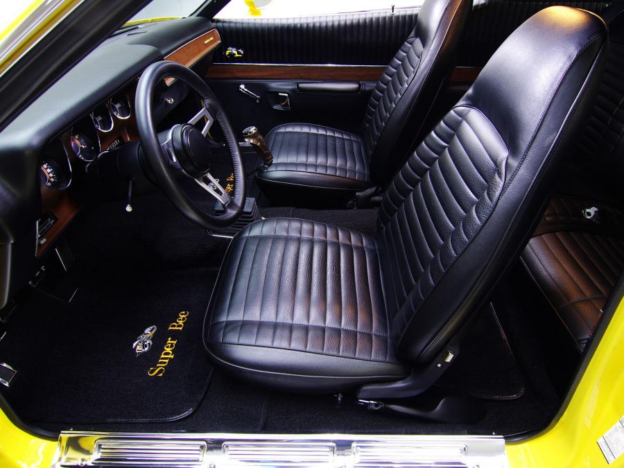  Dodge Charger 500 Super Bee 440 Six-Pack 1971 года  (фото 7 из 12)
